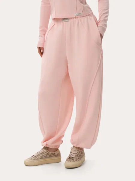 Joggers roses avec coutures décoratives