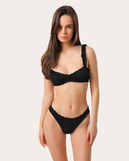 Délicat ensemble de lingerie en coton noir