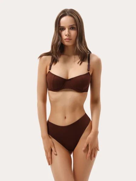 Ensemble basique structuré en coton couleur chocolat