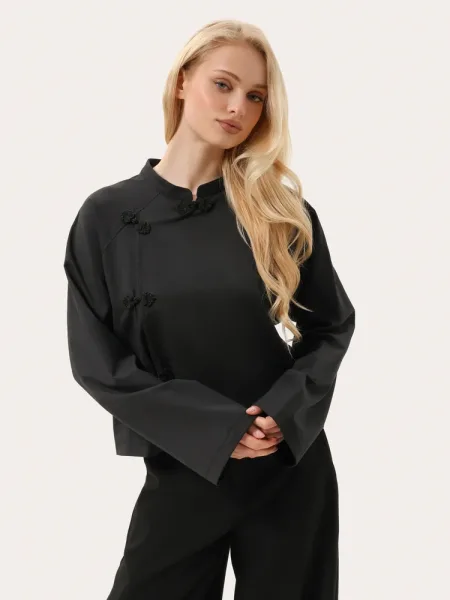 Chemise noire style asiatique